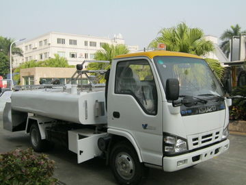 China Fahrgestelle des Flughafen-weiße trinkbare Wasserwagen-JMC für B727/B737/B747 fournisseur