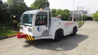China Sicherheits-Dieselschleppseil-Traktor, Flugzeug-Schleppen-Ausrüstungs-Suspendierungs-Fahrer Seat fournisseur